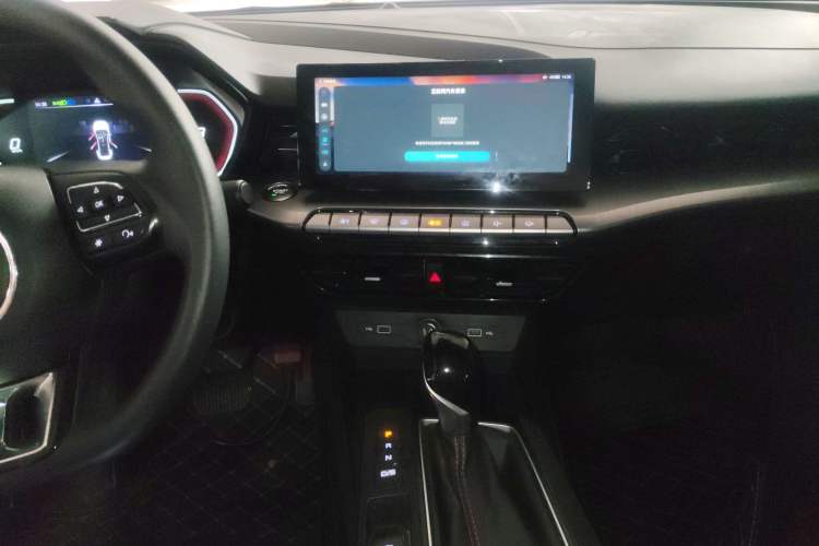 Used MG 5 2021 180 DVVT CVT Youth Luxury Edition Audio And AC Panel