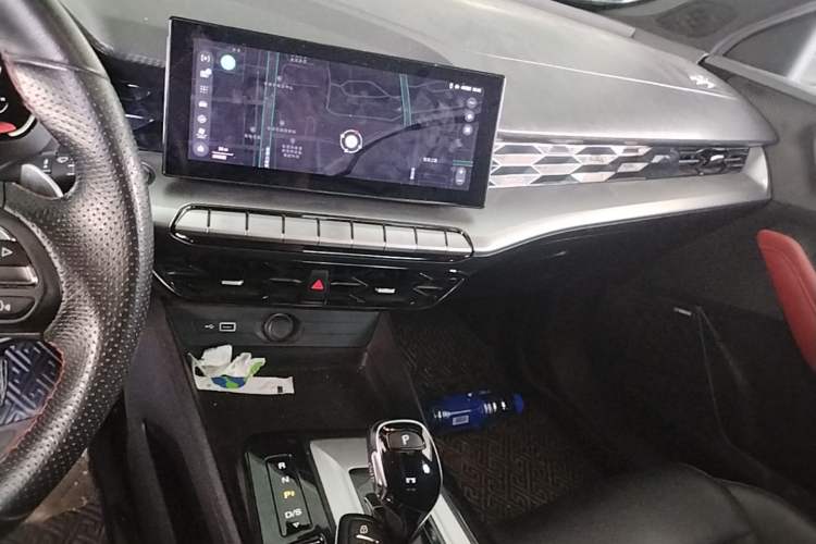 Used MG 5 2021 300TGI DCT Luxury Flagship Edition Audio And AC Panel