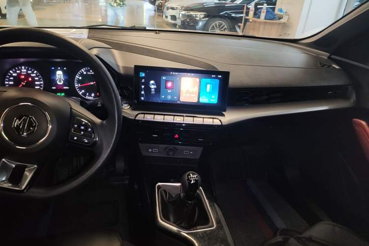 Used MG 5 2021 180 DVVT Manual Youth Luxury Edition Audio And AC Panel