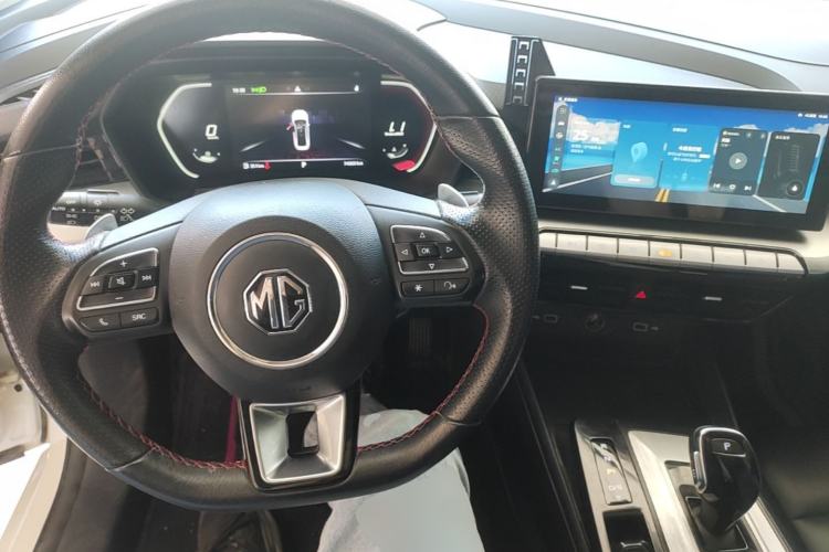 Used MG 5 2021 300TGI DCT Elegant Luxury Edition Center Console