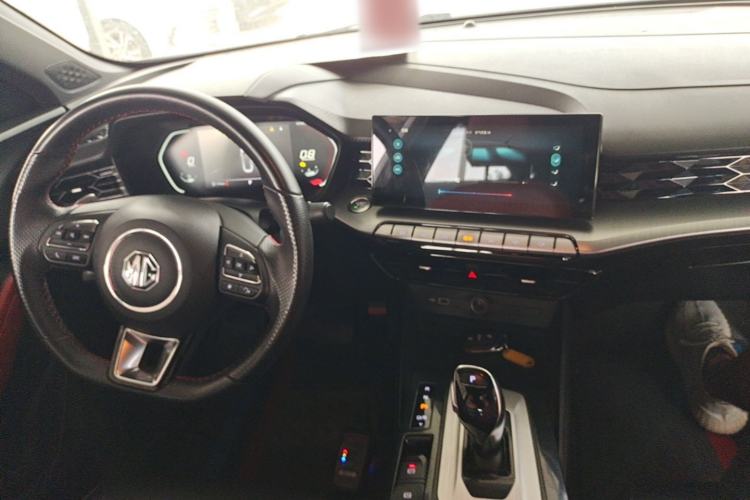 Used MG 5 2021 Revised 300TGI DCT Qingshè Luxurious Enjoyment Edition Center Console