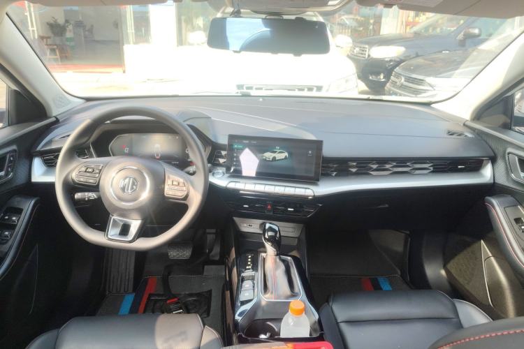 Used MG 5 2021 Revised Version 180 DVVT CVT Youth Luxury Edition Center Console