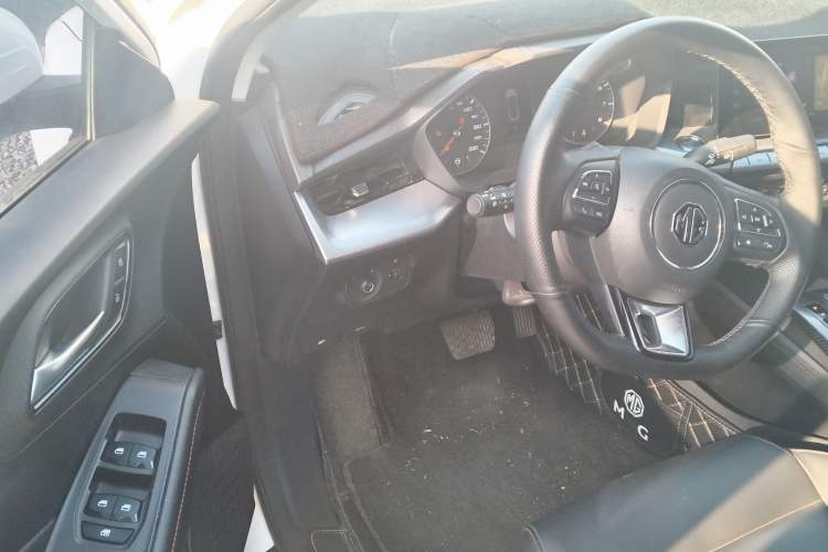 Used MG 5 2021 180 DVVT CVT Youthful Style Edition Driver Seat