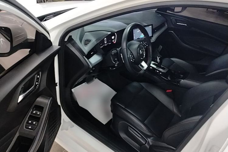Used MG 5 2021 300TGI DCT Elegant Luxury Edition Driver Seat
