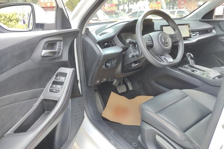 Used MG 5 2021 Revised Version 180 DVVT CVT Youth Luxury Edition Driver Seat