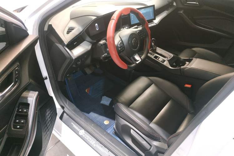 Used MG 5 2021 Revised Version 180 DVVT CVT Youth Luxury Edition Driver Seat