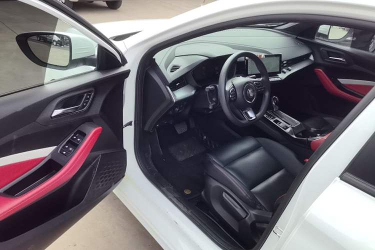 Used MG 5 2021 180 DVVT CVT Youth Luxury Edition Driver Seat