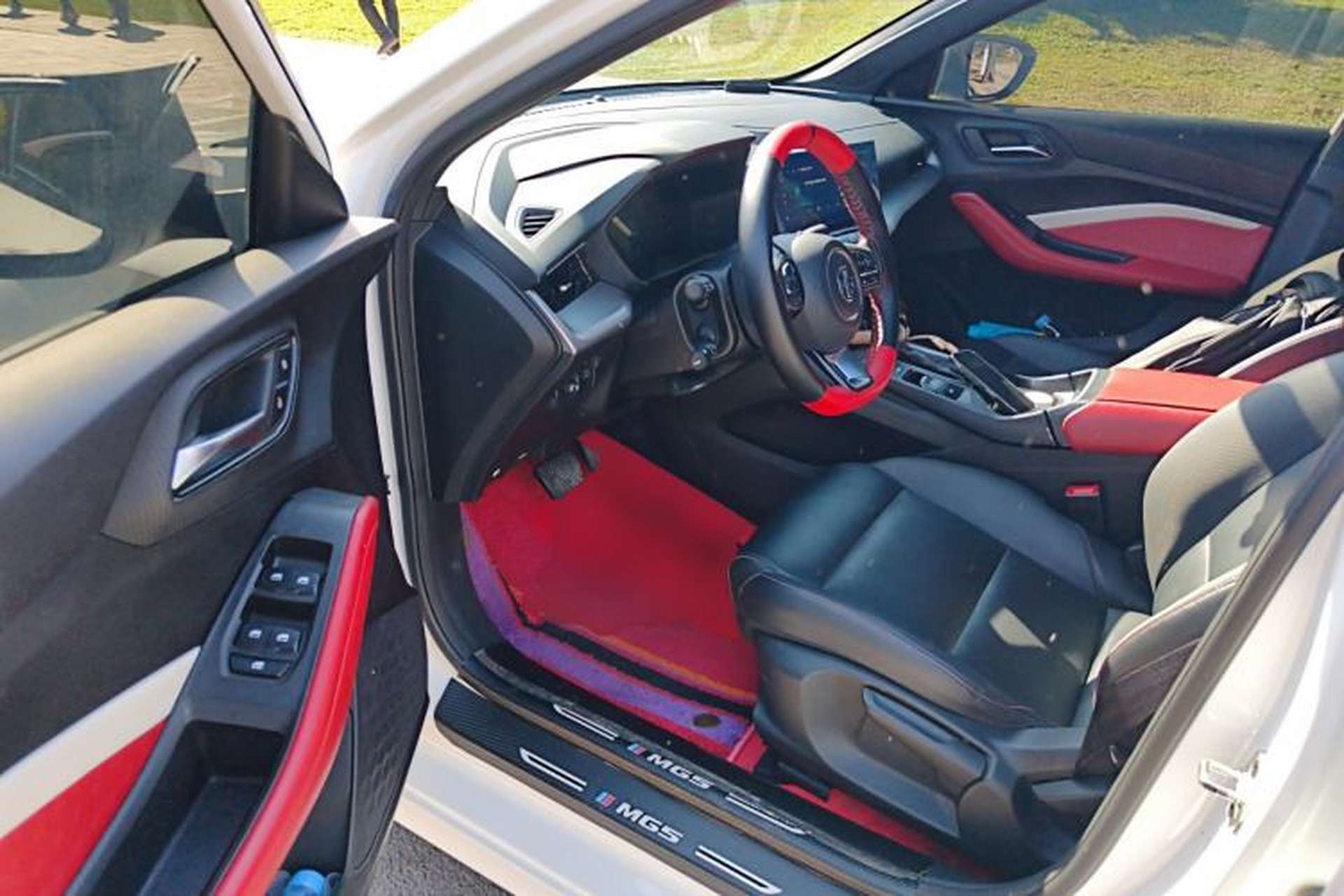 Used MG 5 2021 180 DVVT CVT Youth Luxury Edition Driver Seat