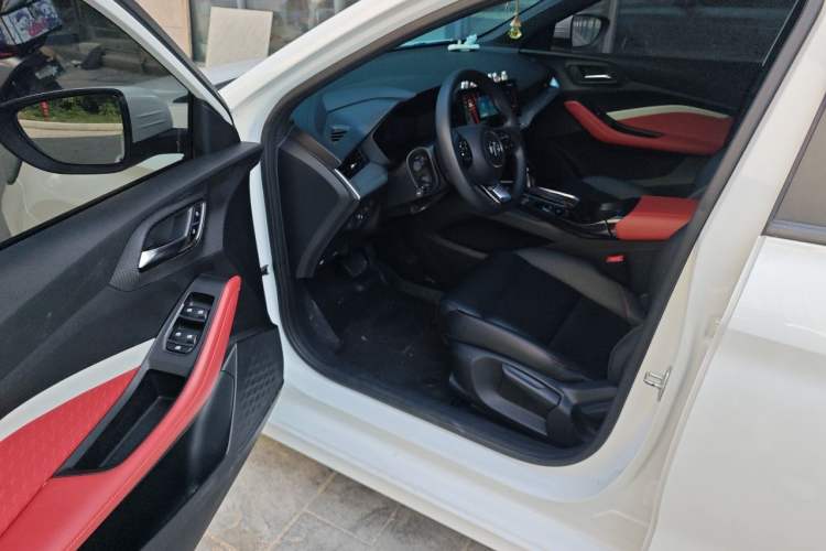 Used MG 5 2021 180 DVVT CVT Youth Luxury Edition Driver Seat
