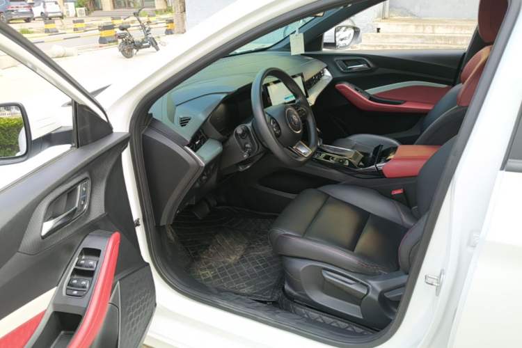 Used MG 5 2021 180 DVVT CVT Youth Luxury Edition Driver Seat
