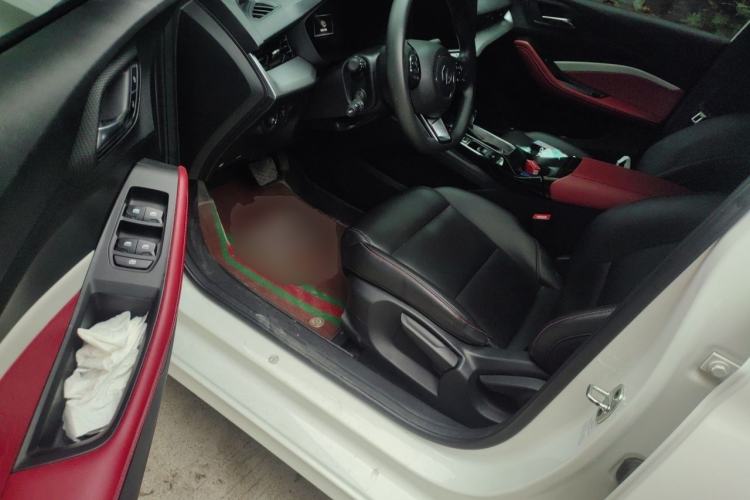 Used MG 5 2021 Revised Version 180 DVVT CVT Youth Luxury Edition Driver Seat