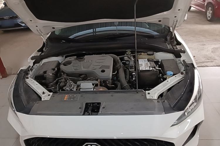 Used MG 5 2021 Revised 300TGI DCT Qingshè Luxurious Enjoyment Edition Engine Bay