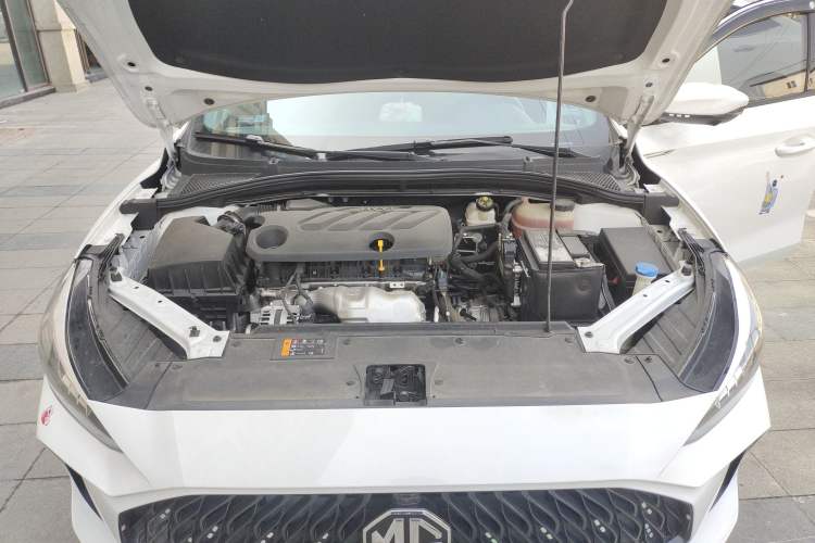Used MG 5 2021 Revised Version 180 DVVT CVT Youth Luxury Edition Engine Bay