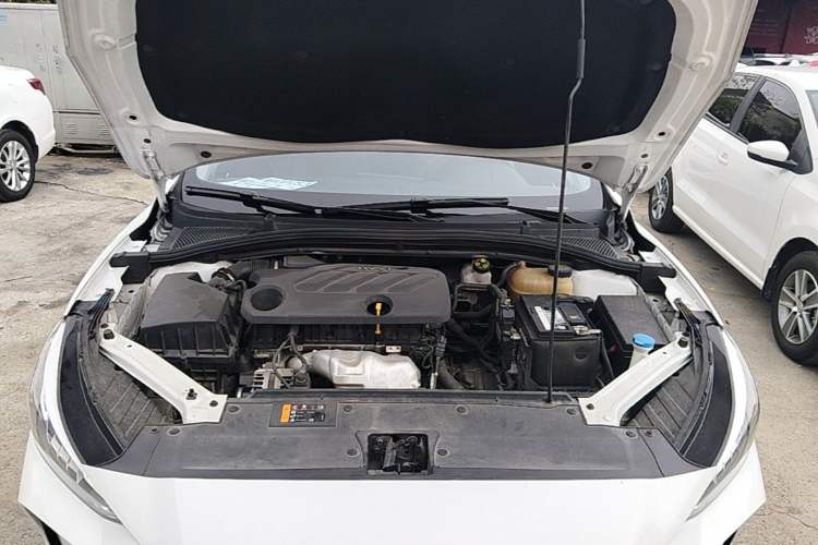 Used MG 5 2021 180 DVVT CVT Youth Luxury Edition Engine Bay