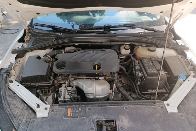 Used MG 5 2021 Revised Version 180 DVVT CVT Youth Luxury Edition Engine Bay