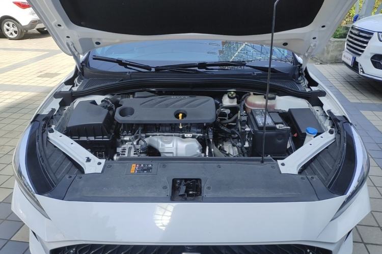 Used MG 5 2021 Revised Version 180 DVVT CVT Youth Luxury Edition Engine Bay