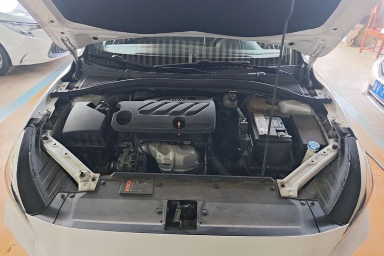 Used MG 5 2021 180 DVVT Manual Youth Luxury Edition Engine Bay