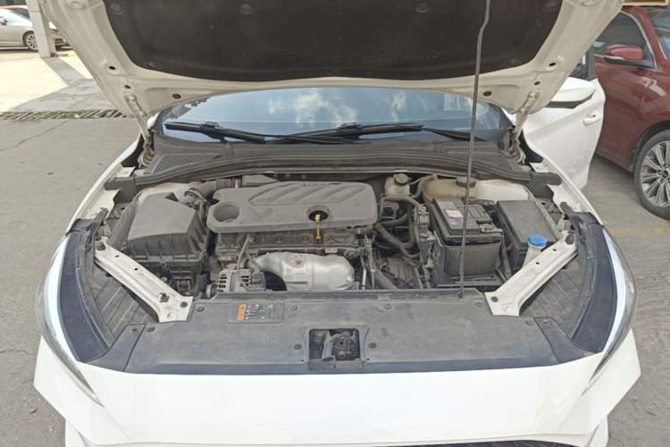 Used MG 5 2021 Revised Version 180 DVVT CVT Youth Luxury Edition Engine Bay