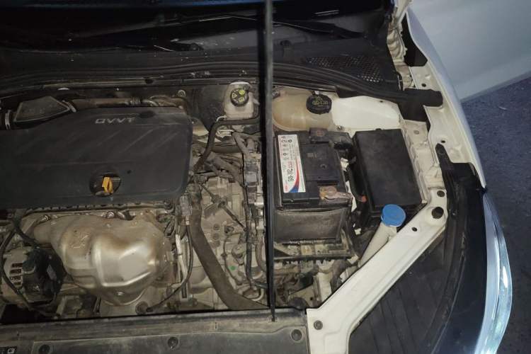 Used MG 5 2021 180 DVVT CVT Youth Luxury Edition Engine Bay Left