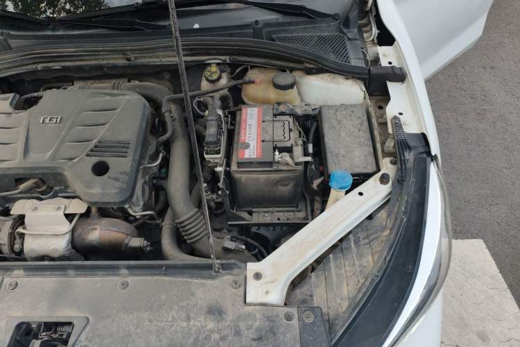 Used MG 5 2021 300TGI DCT Elegant Luxury Edition Engine Bay Left