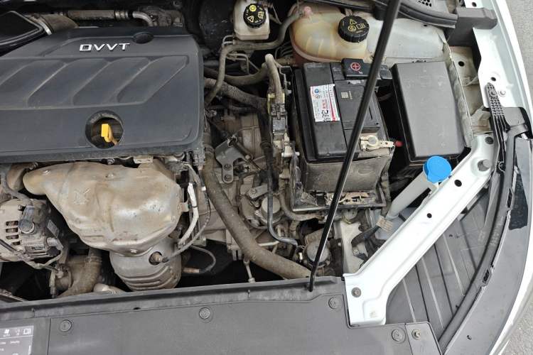 Used MG 5 2021 Revised Version 180 DVVT CVT Youth Luxury Edition Engine Bay Left