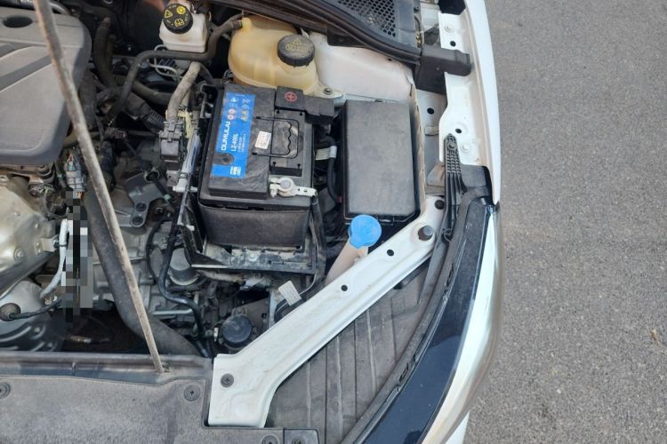 Used MG 5 2021 Revised Version 180 DVVT CVT Youth Luxury Edition Engine Bay Left