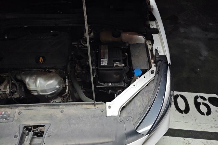Used MG 5 2021 180 DVVT Manual Youth Luxury Edition Engine Bay Left