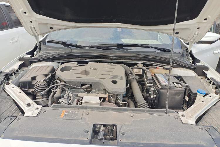 Used MG 5 2021 Revised 300TGI DCT Qingshè Luxurious Enjoyment Edition Engine Bay
