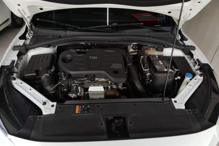 Used MG 5 2021 Revised 300TGI DCT Qingshè Luxurious Enjoyment Edition Engine Bay