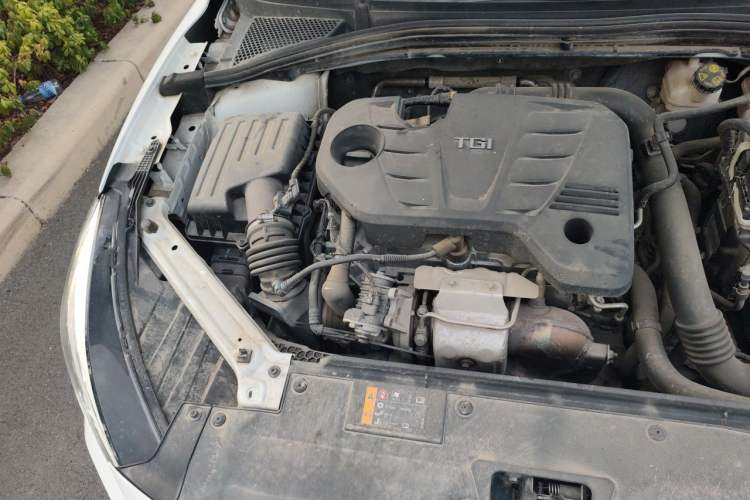 Used MG 5 2021 300TGI DCT Elegant Luxury Edition Engine Bay Right