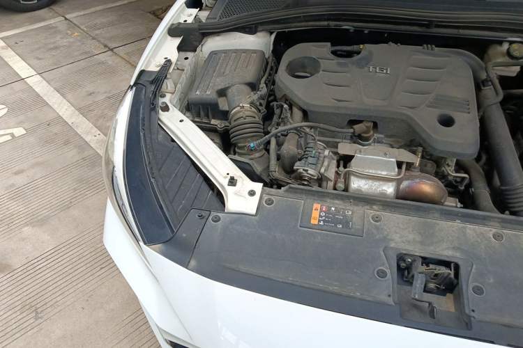 Used MG 5 2021 300TGI DCT Elegant Luxury Edition Engine Bay Right