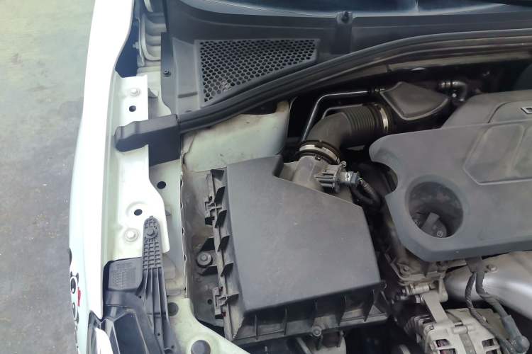 Used MG 5 2021 180 DVVT CVT Youth Luxury Edition Engine Bay Right