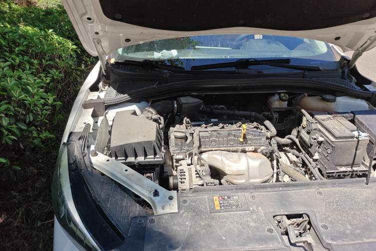 Used MG 5 2021 Revised Version 180 DVVT CVT Youth Luxury Edition Engine Bay Right
