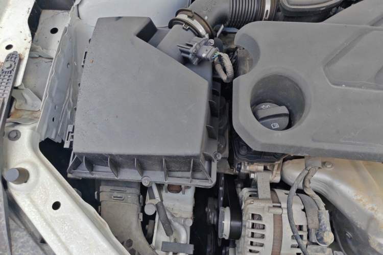 Used MG 5 2021 Revised Version 180 DVVT CVT Youth Luxury Edition Engine Bay Right