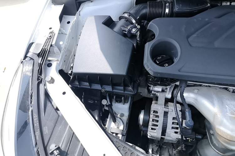 Used MG 5 2021 180 DVVT CVT Youth Luxury Edition Engine Bay Right
