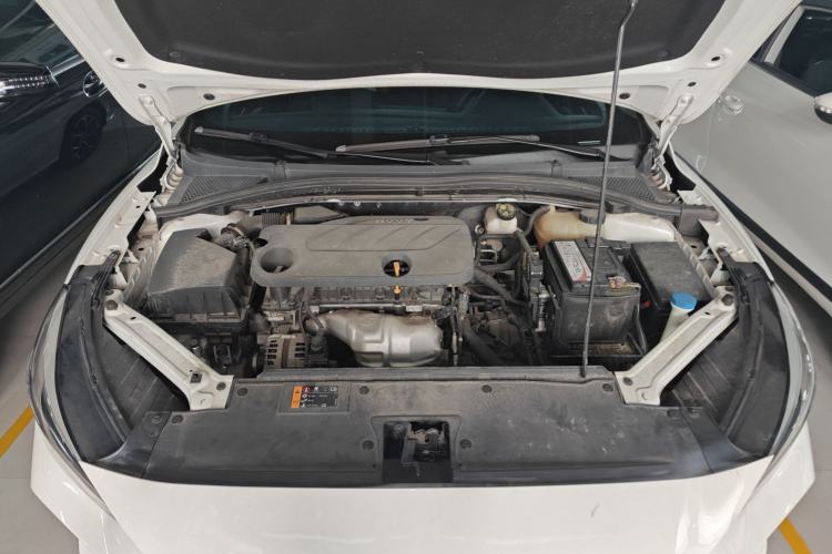 Used MG 5 2021 180 DVVT CVT Youth Luxury Edition Engine Bay