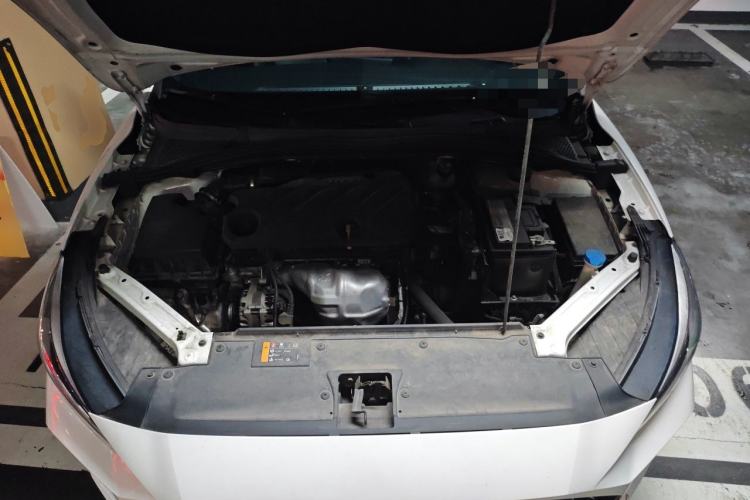 Used MG 5 2021 180 DVVT Manual Youth Luxury Edition Engine Bay