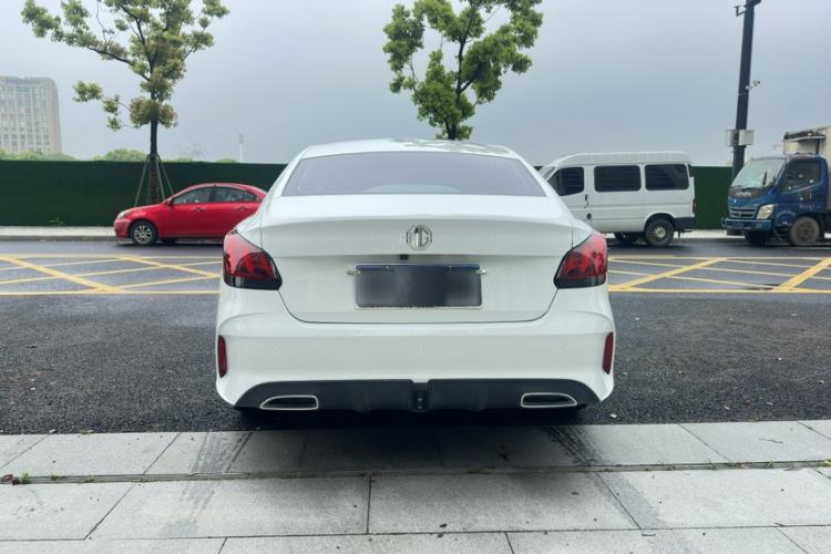 Used MG 5 2021 180 DVVT CVT Youth Luxury Edition Exterior 2