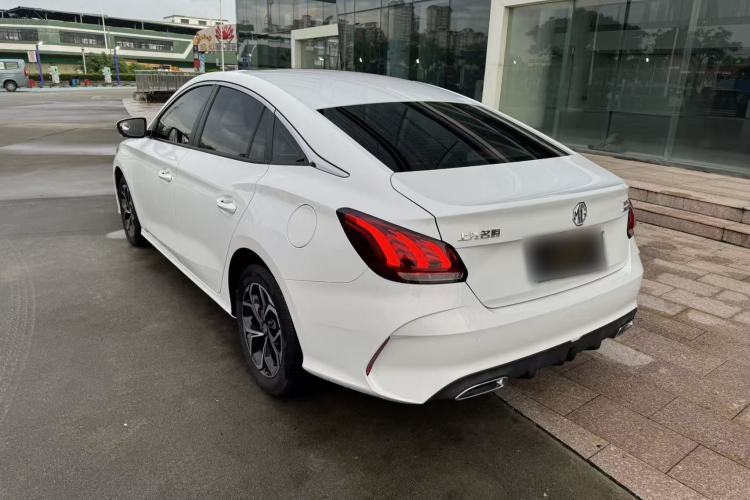 Used MG 5 2021 180 DVVT CVT Youth Luxury Edition Exterior 2