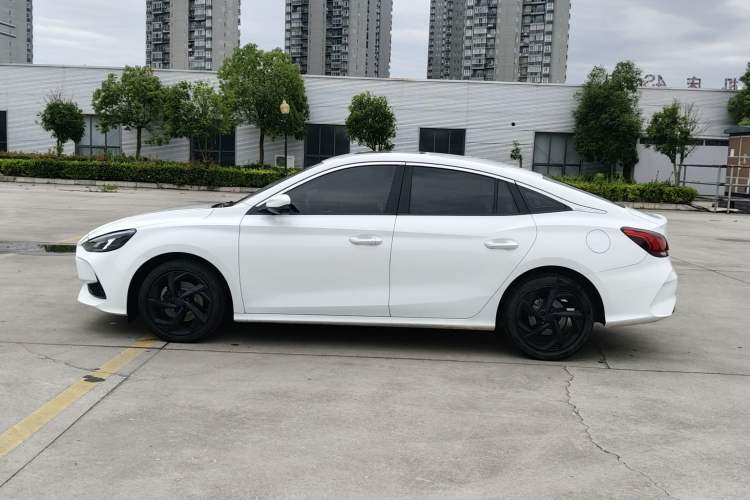 Used MG 5 2021 300TGI DCT Elegant Luxury Edition Exterior 5
