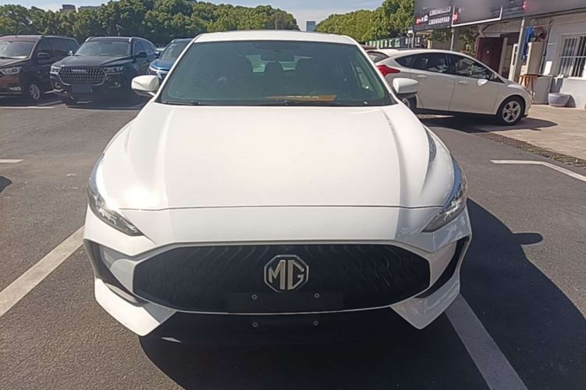 Used MG 5 2021 180 DVVT CVT Youth Luxury Edition Front