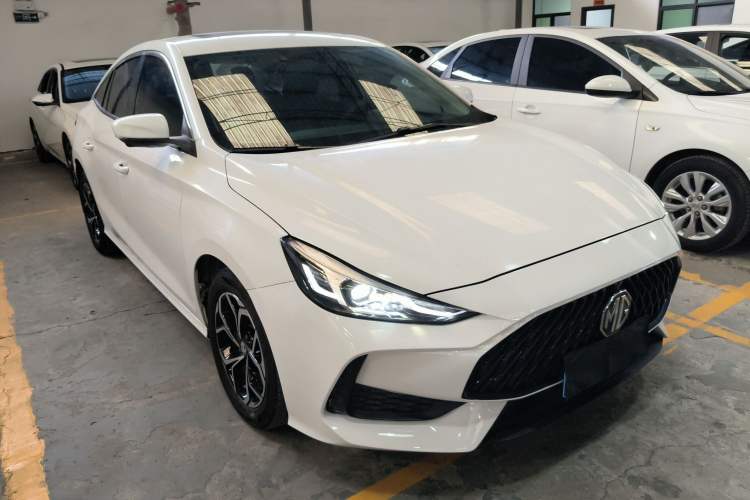 Used MG 5 2021 180 DVVT CVT Youth Luxury Edition Front Right 45 Deg