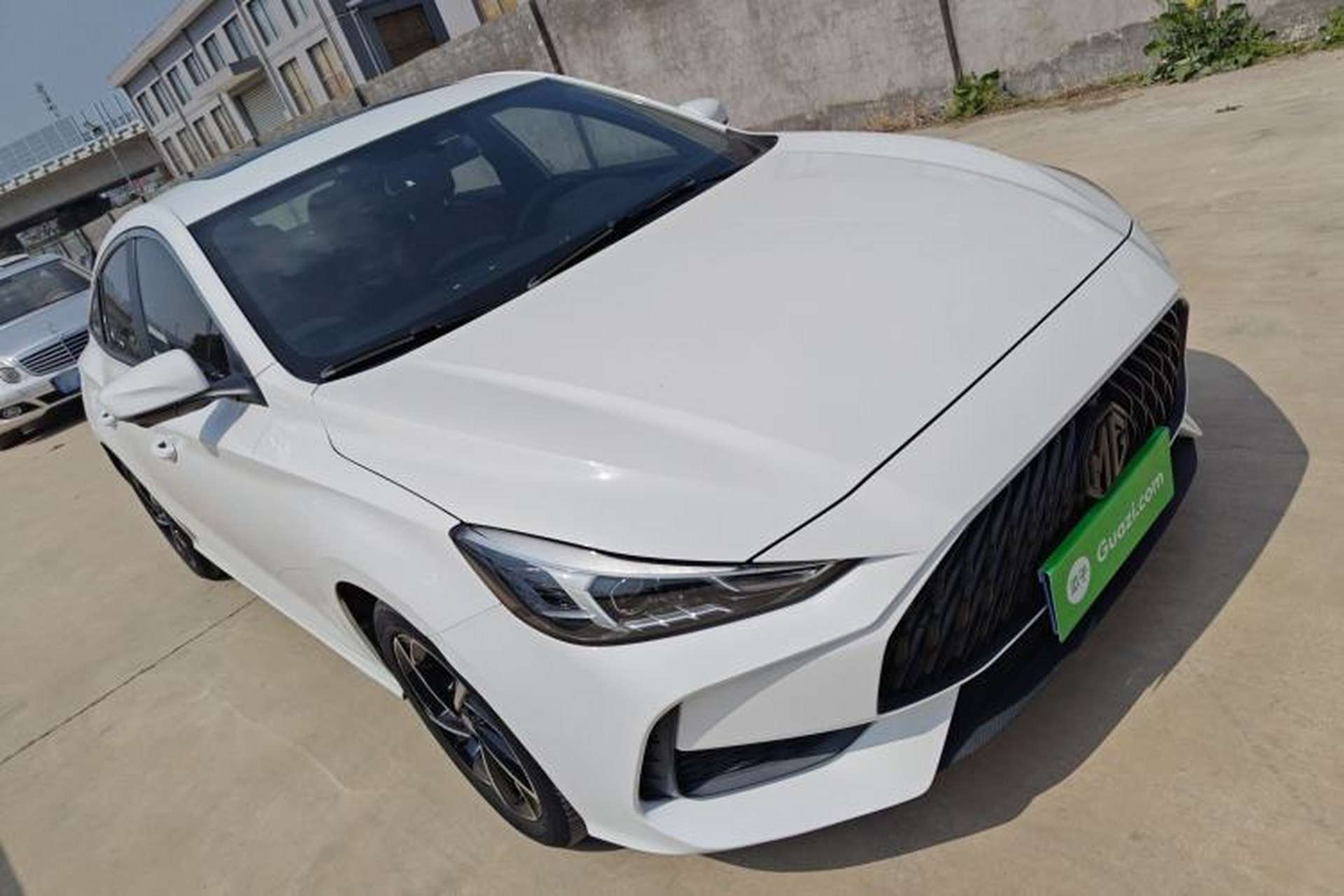 Used MG 5 2021 Revised 300TGI DCT Qingshè Luxurious Enjoyment Edition Front Right 45 Deg