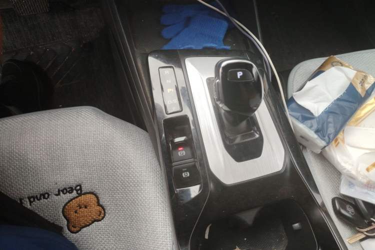 Used MG 5 2021 300TGI DCT Luxury Flagship Edition Gear Lever