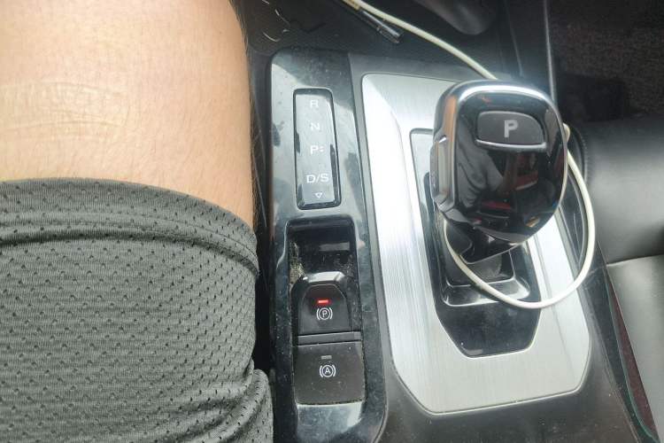 Used MG 5 2021 Revised 300TGI DCT Elegant Luxury Flagship Edition Gear Lever
