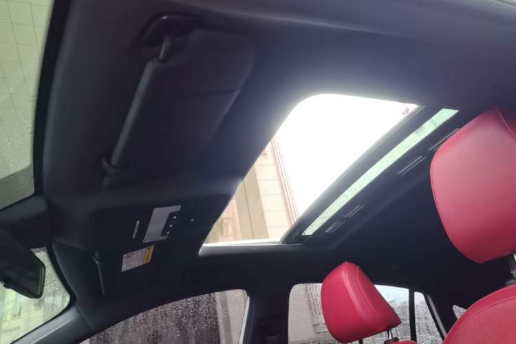 Used MG 5 2021 Revised Version 180 DVVT CVT Youth Luxury Edition Headliner