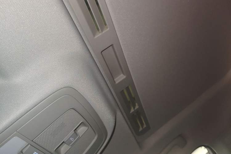 Used MG 5 2021 300TGI DCT Elegant Luxury Edition Headliner