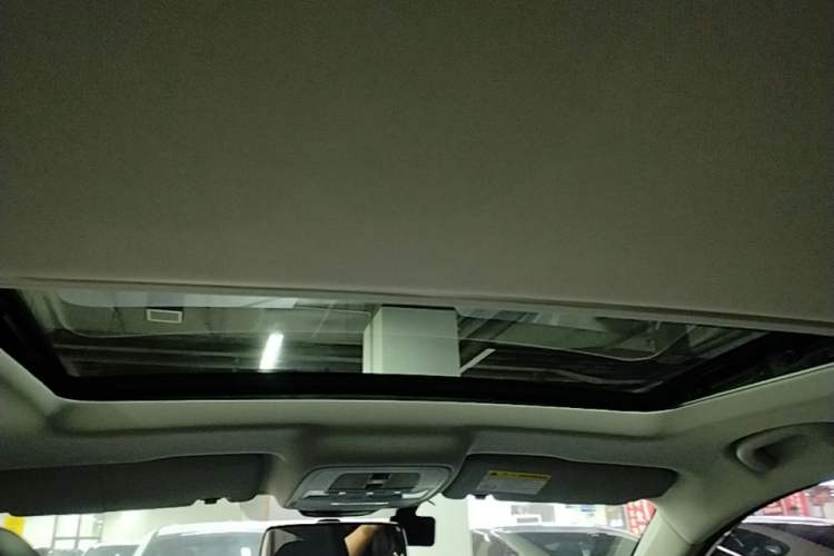 Used MG 5 2021 300TGI DCT Elegant Luxury Edition Headliner
