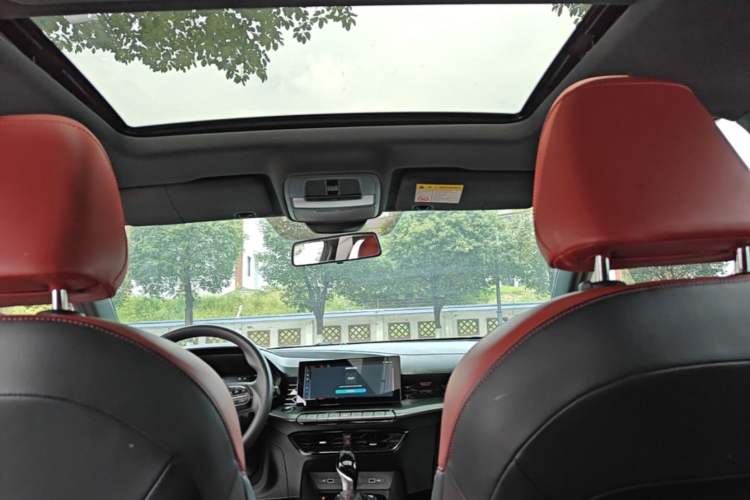 Used MG 5 2021 180 DVVT CVT Youth Luxury Edition Headliner