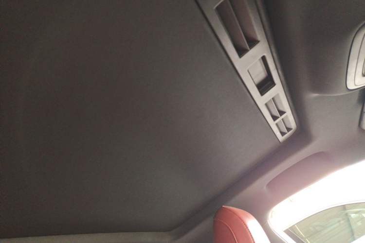 Used MG 5 2021 Revised 300TGI DCT Qingshè Luxurious Enjoyment Edition Headliner